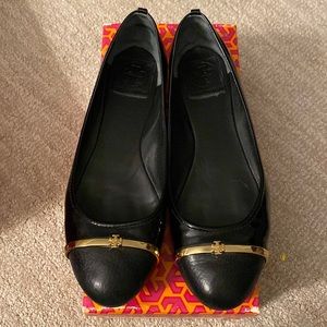 Tory Burch Pacey Black Patent/ tumbled leather ballet flat